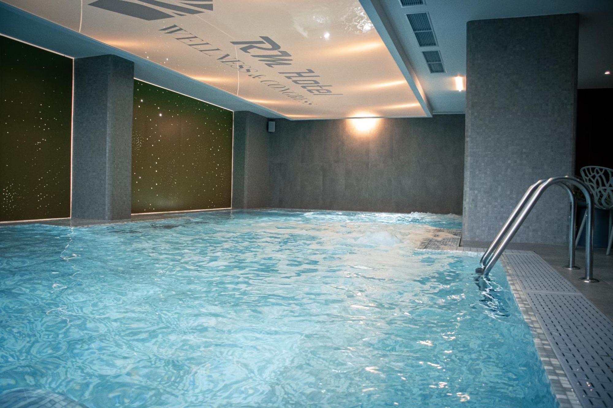 Rm Hotel Wellness & Congress Пр'євідза Екстер'єр фото